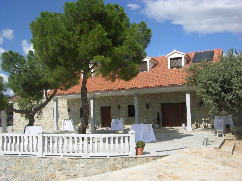 Albus Albi Guest House Colmenar del Arroyo Bagian luar foto