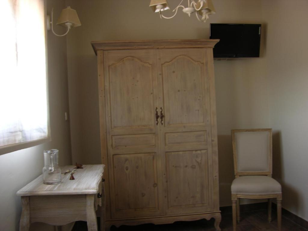 Albus Albi Guest House Colmenar del Arroyo Ruang foto