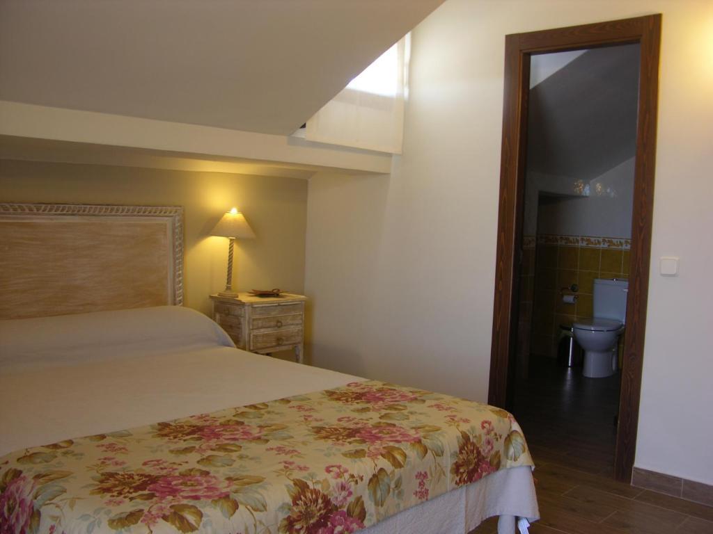 Albus Albi Guest House Colmenar del Arroyo Ruang foto